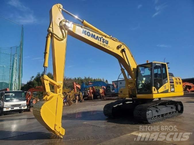 Komatsu PC 200 Гусеничные экскаваторы