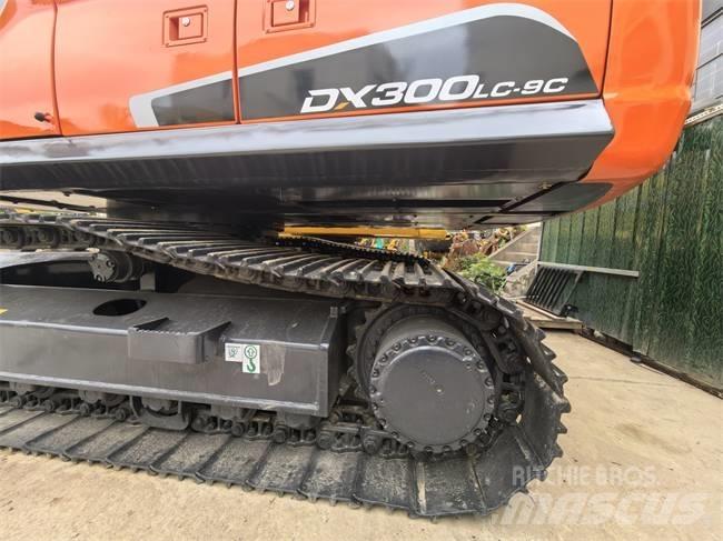 Doosan DX 300 LC Гусеничные экскаваторы