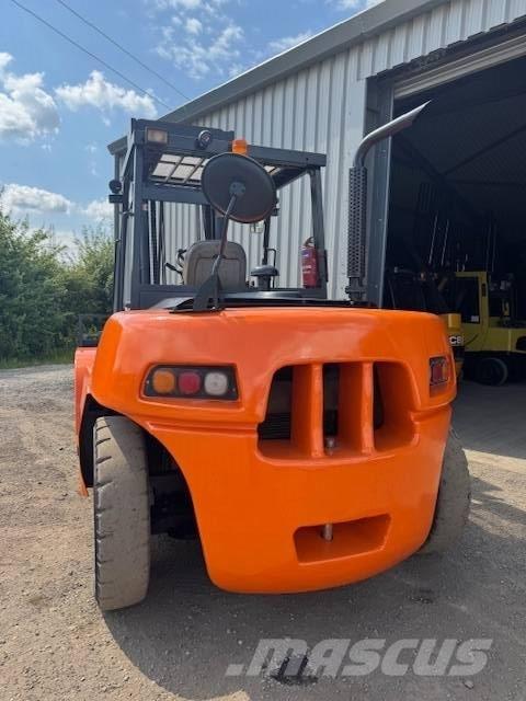 Doosan D 90 S-5 Дизельные погрузчики