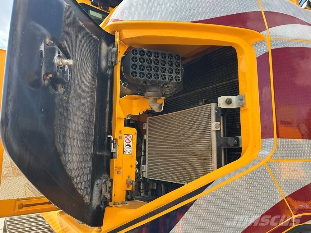 JCB 245XR Гусеничные экскаваторы