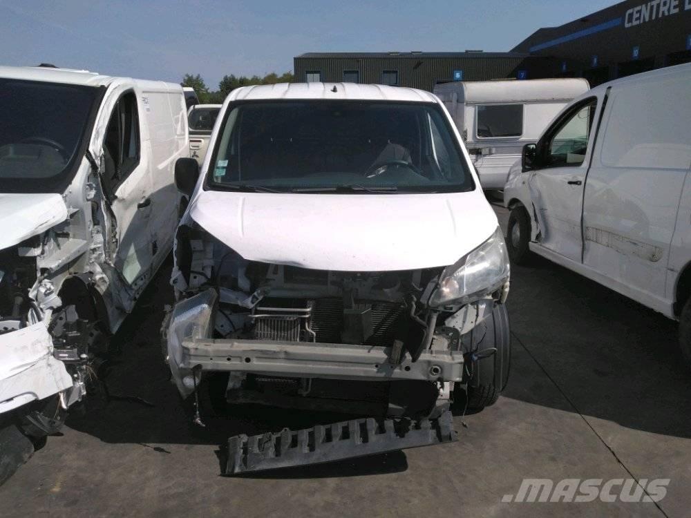 Nissan NV 200 Изотермический фургон