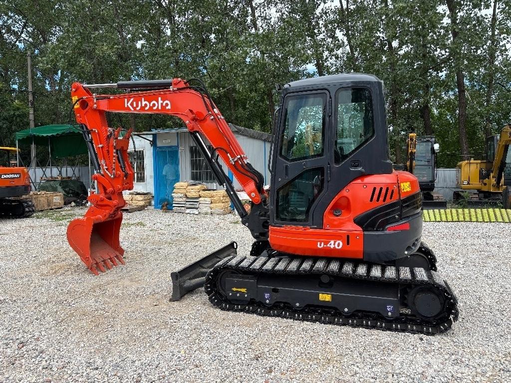 Kubota U40 Мини-экскаваторы