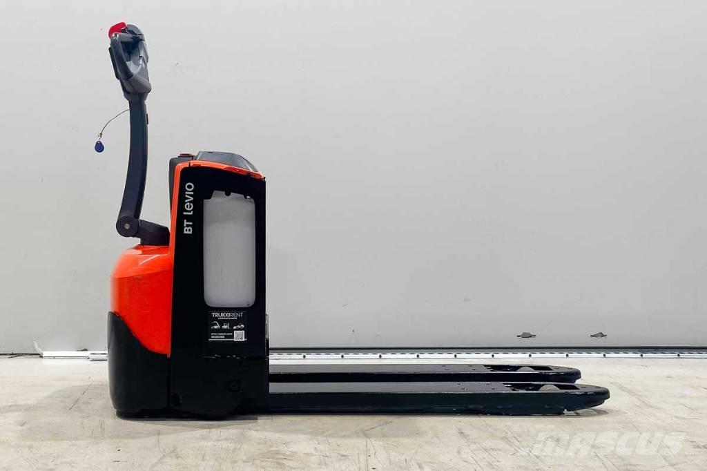 Toyota LWE 200 Ручные электрические тележки