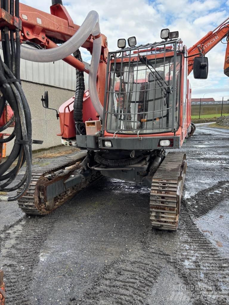 Sandvik DQ 500 Буровые вышки