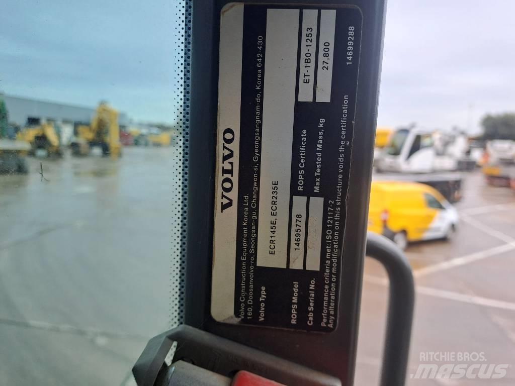 Volvo ECR235EL Гусеничные экскаваторы