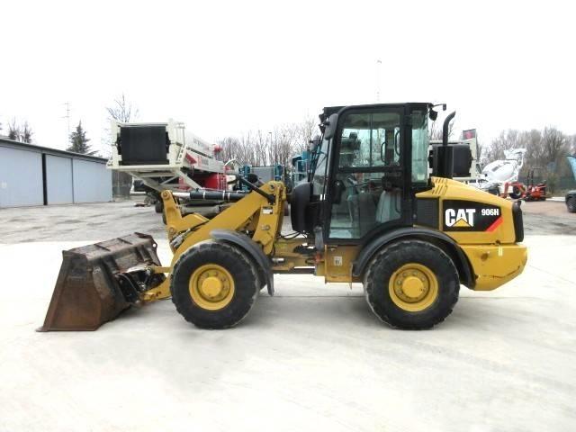 CAT 906 H Фронтальные погрузчики