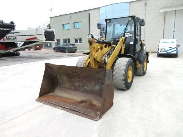 CAT 906 H Фронтальные погрузчики