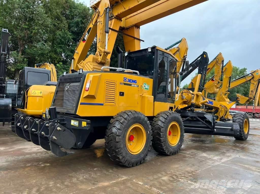 XCMG GR1803 Грейдеры