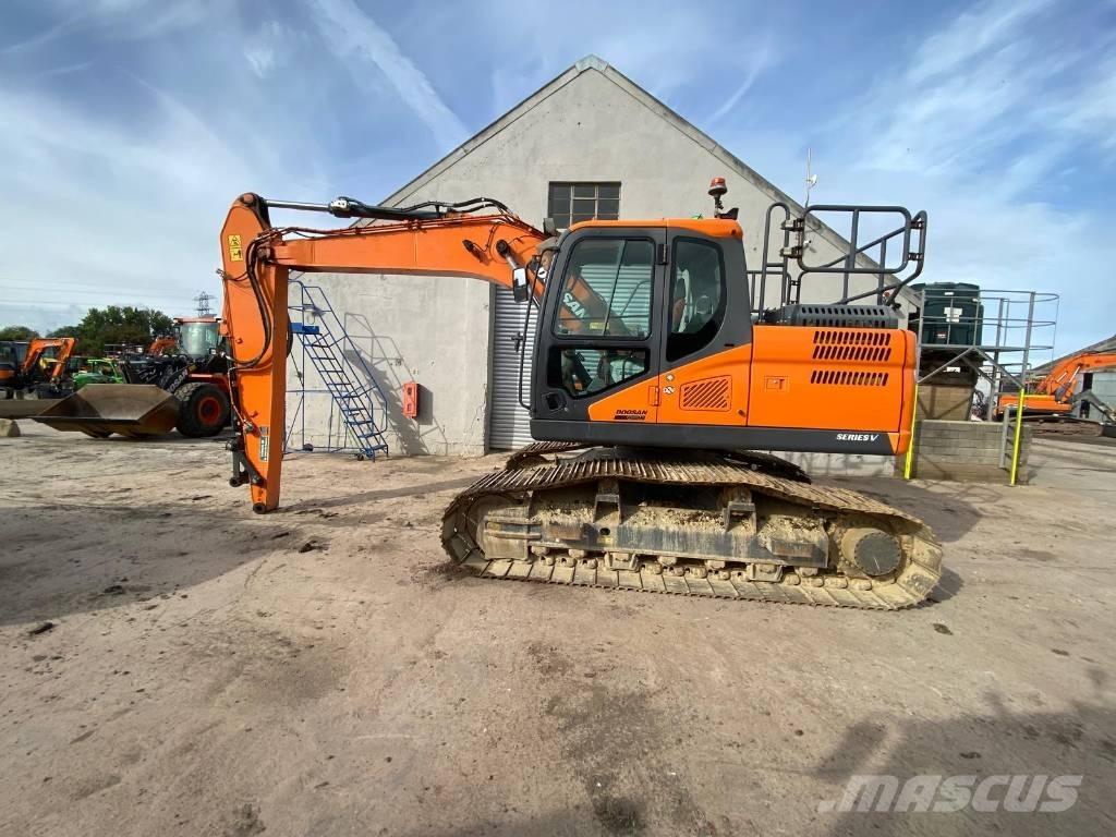 Doosan DX 160 LC Гусеничные экскаваторы
