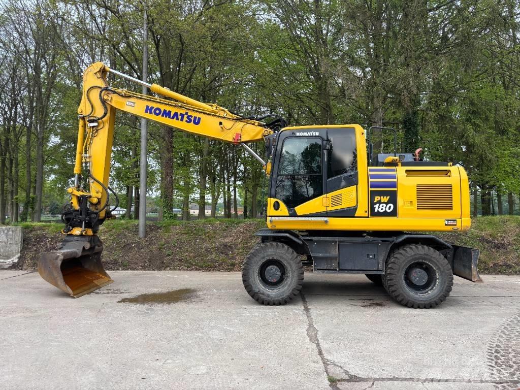 Komatsu PW180-11 Колёсные экскаваторы