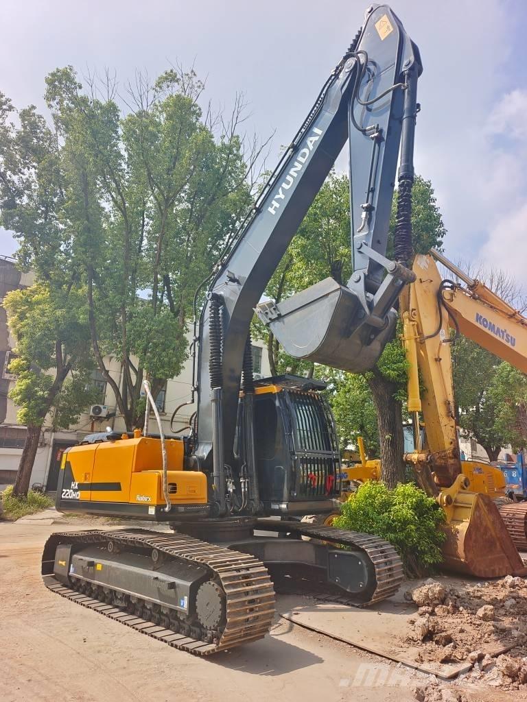 Hyundai HX 220 HD Гусеничные экскаваторы