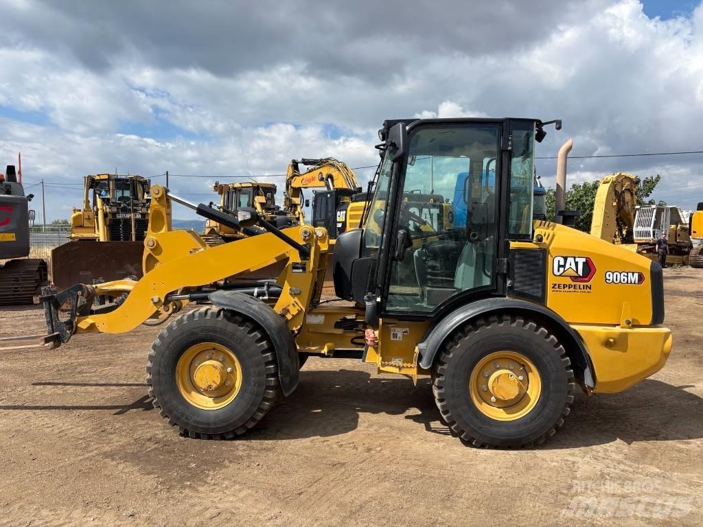 CAT 906 M Фронтальные погрузчики