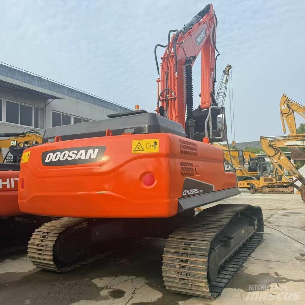 Doosan DX225LC-9C Малые экскаваторы 7т-12т