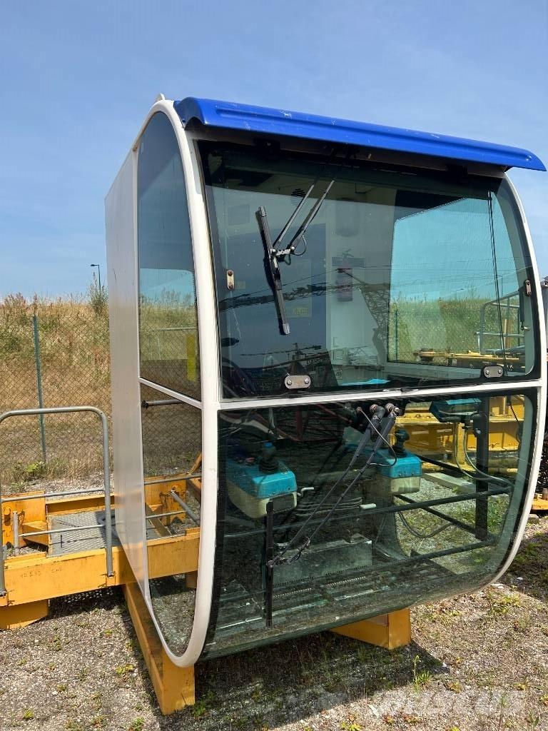 Potain MD238A Башенные краны