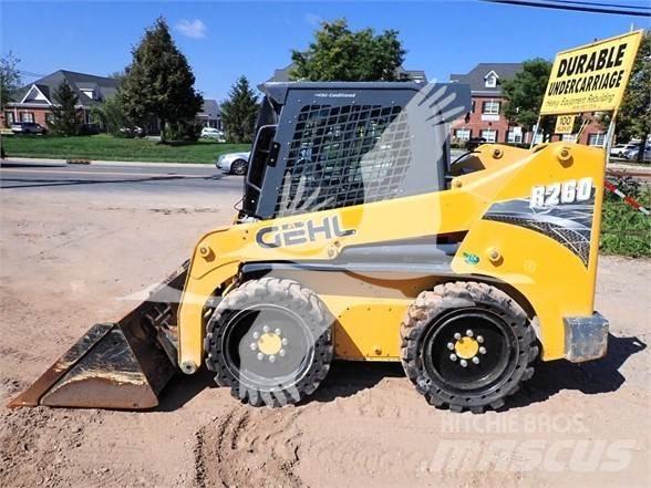 Gehl R260 Мини-погрузчики