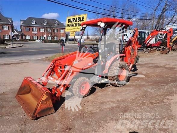 Kubota B26 Экскаваторы-погрузчики