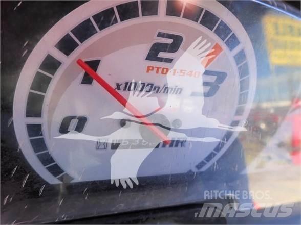Kubota B26 Экскаваторы-погрузчики