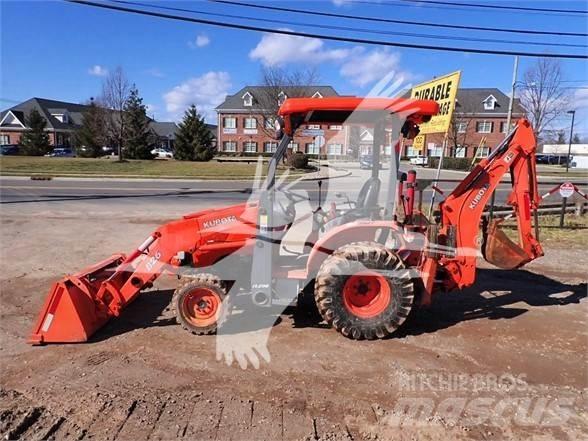 Kubota B26 Экскаваторы-погрузчики