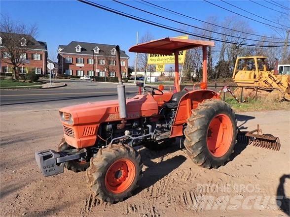 Kubota L345DT Трактора