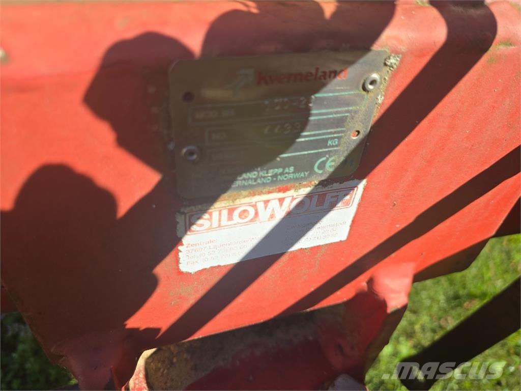 Kverneland BB 100 Строительные плуги