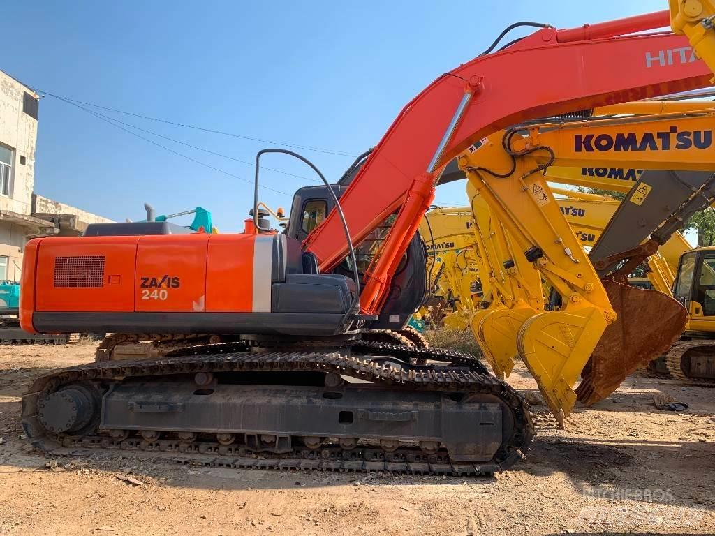 Hitachi Zaxis 240 Гусеничные экскаваторы