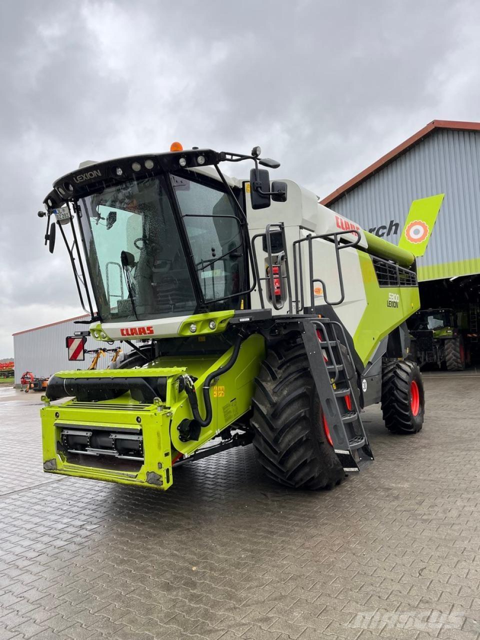 CLAAS Lexion 5300 Зерноуборочные комбайны