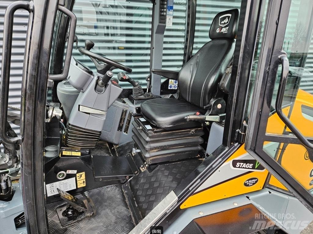 GiANT g3500 x-tra Малые погрузчики