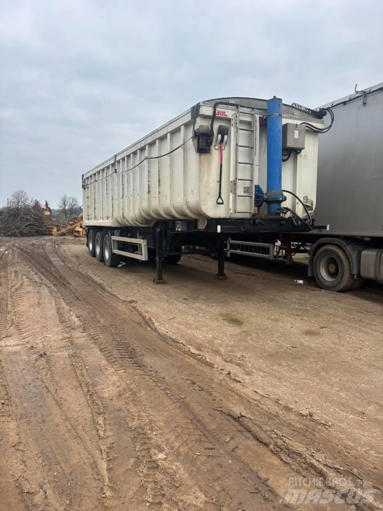 SDC Trailers LTD Тентованные полуприцепы