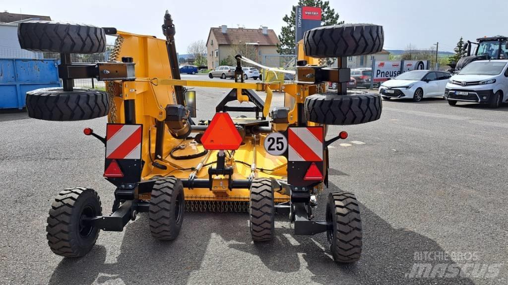 McConnel TUFFCUT 480 Мульчирователи