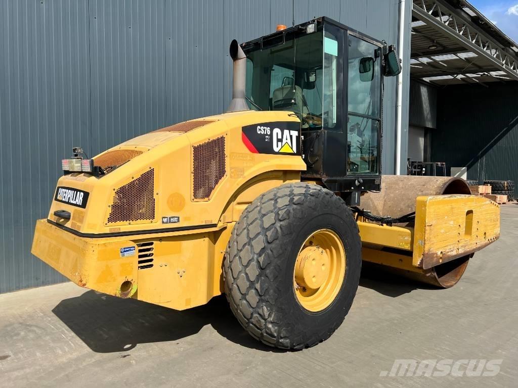 CAT CS76 XT Грунтовые катки