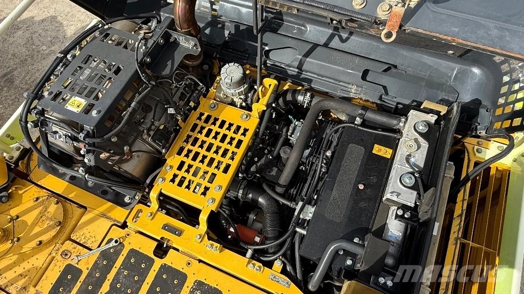 Komatsu PC 210 LC-11 Гусеничные экскаваторы