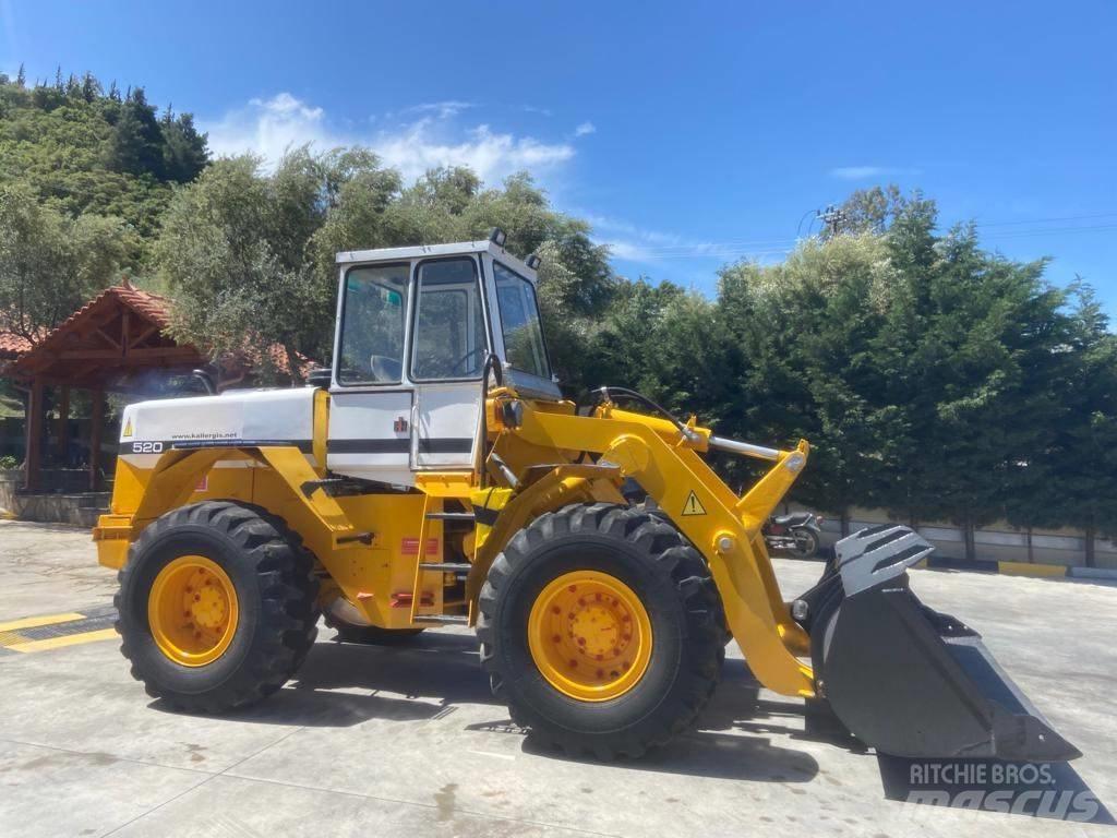 International 520A Фронтальные погрузчики