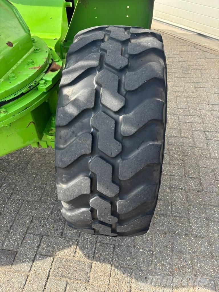 Schaeff SKS 633 Фронтальные погрузчики