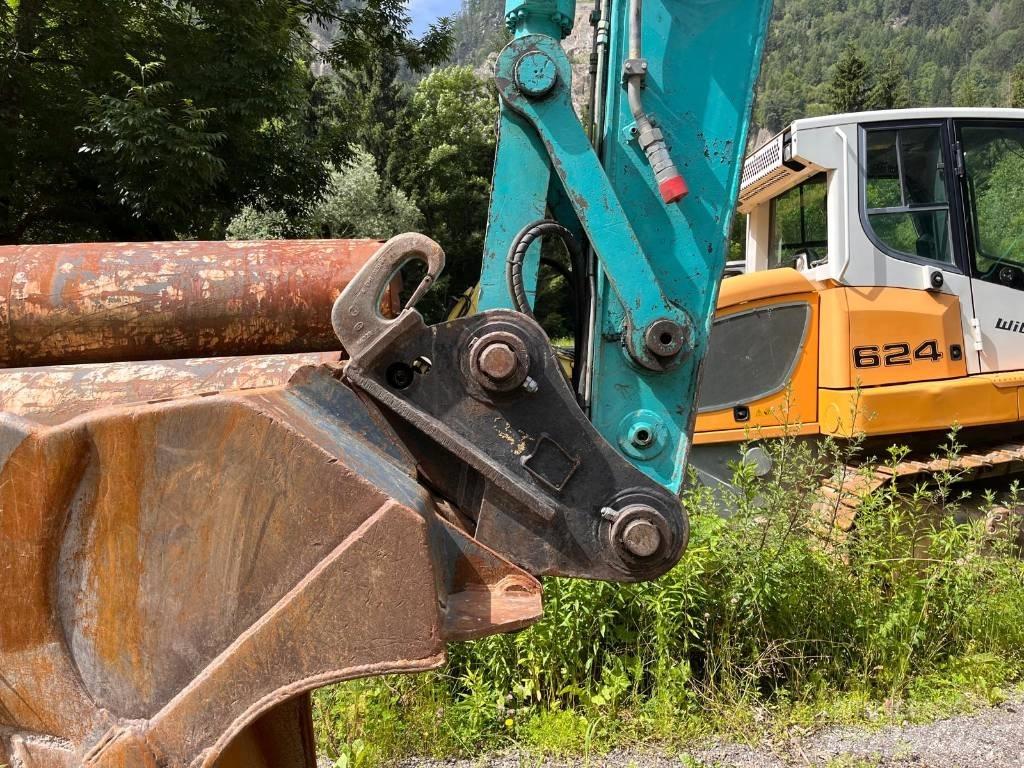 Kobelco SK200SR Гусеничные экскаваторы