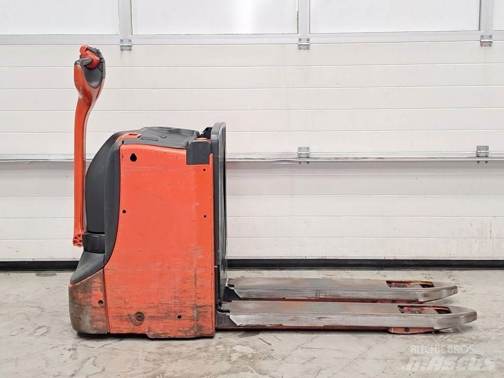 Linde T16L Ручные электрические тележки