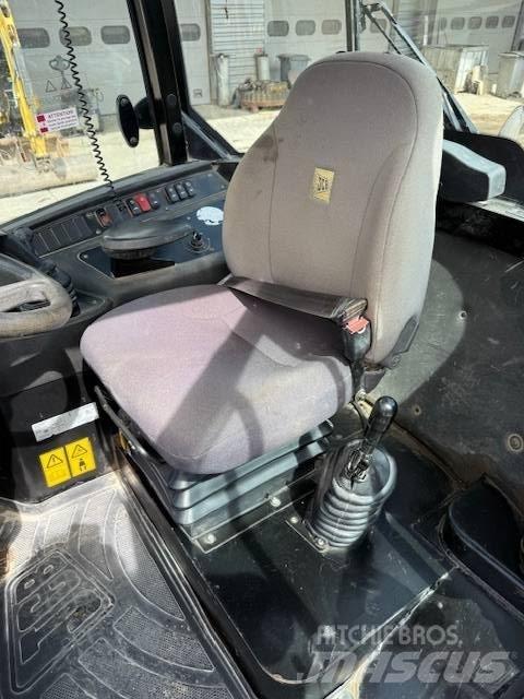 JCB 406 Фронтальные погрузчики