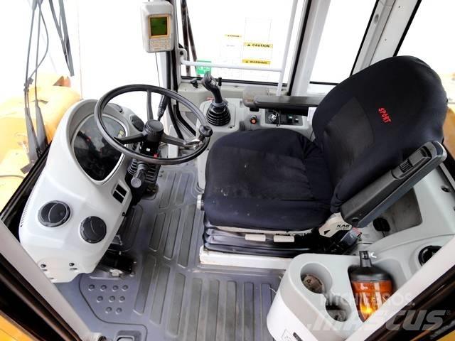Hyundai HL 770-7 A Фронтальные погрузчики