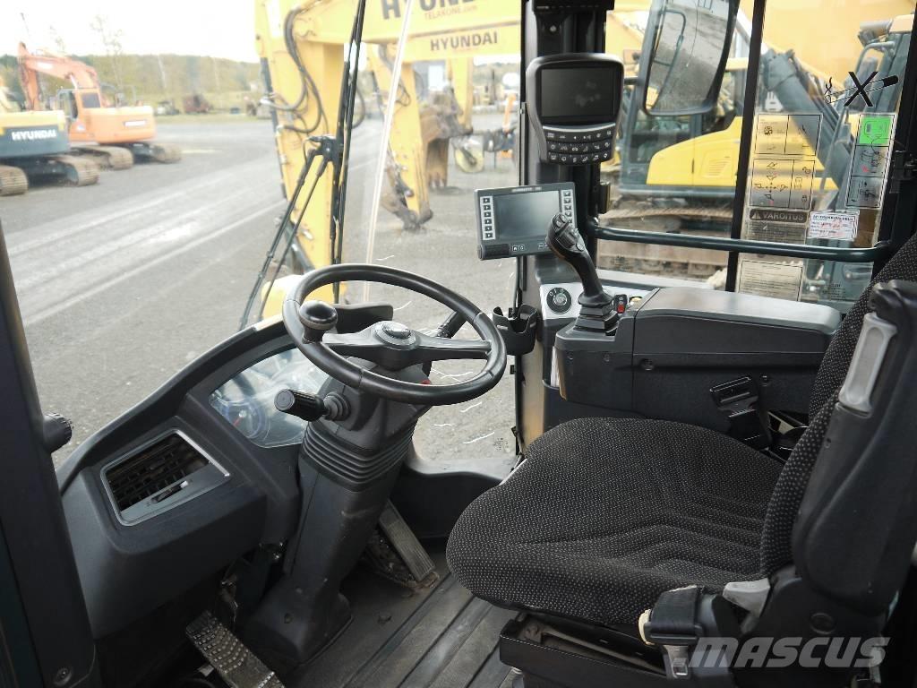 Hyundai HL955A Фронтальные погрузчики