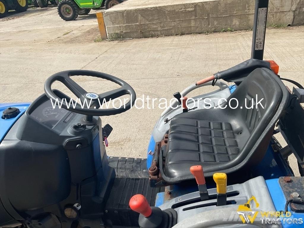 New Holland TC12 D Трактора
