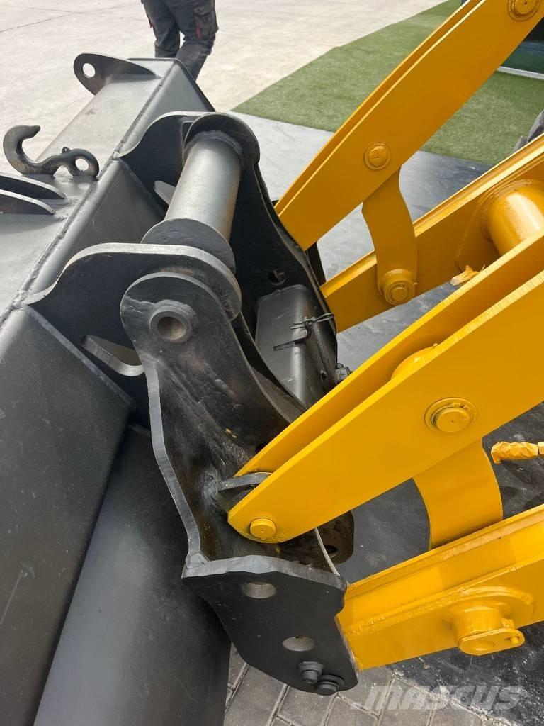 CAT 432 E Экскаваторы-погрузчики