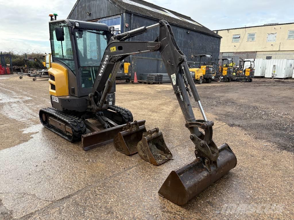 Volvo ECR 25 D Мини-экскаваторы
