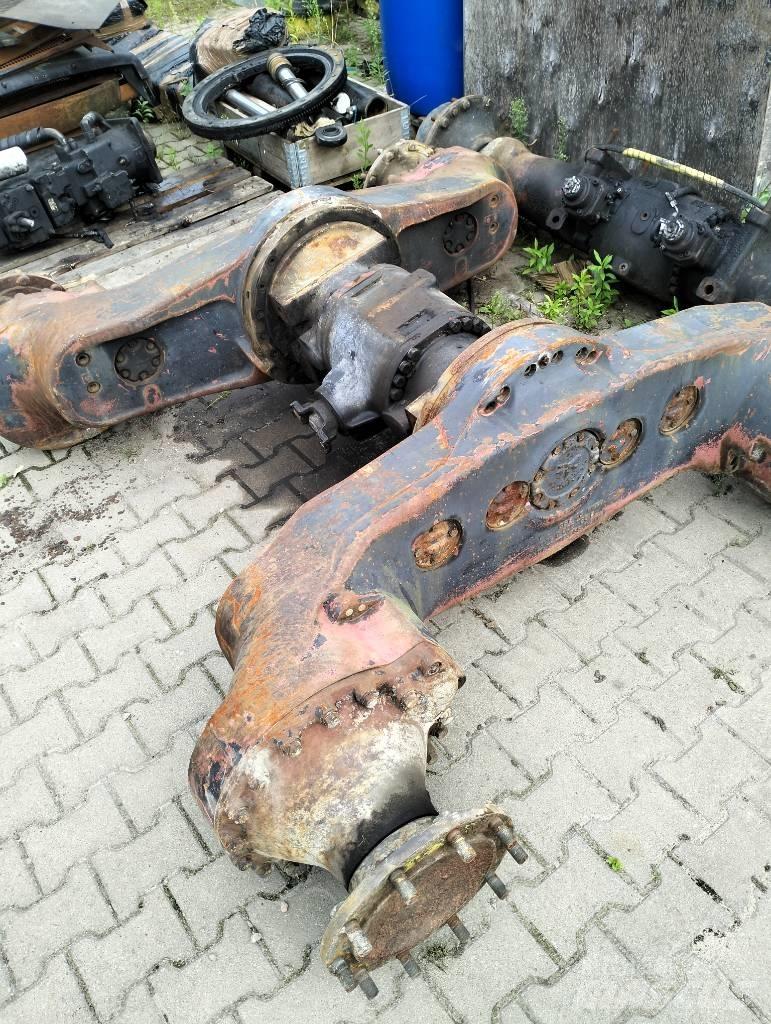 John Deere 1270B Гусеницы и цепи
