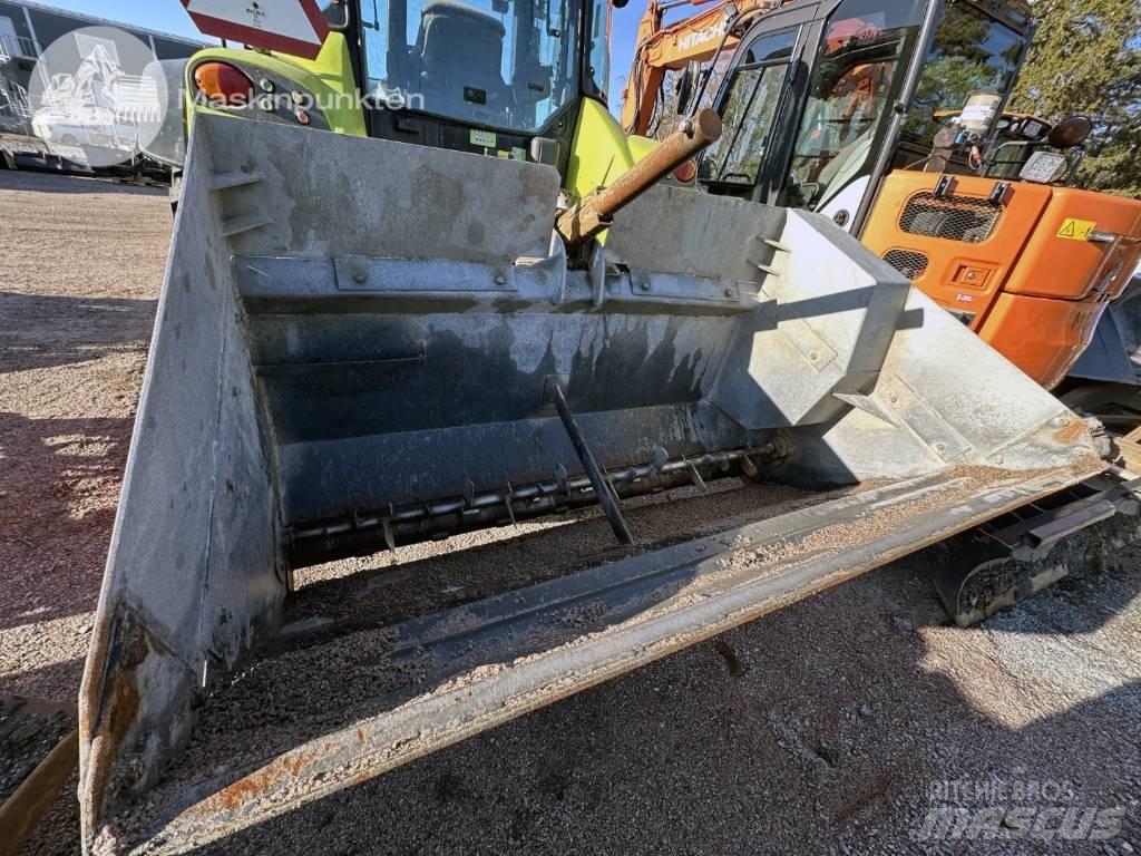 CLAAS Arion 410 Трактора