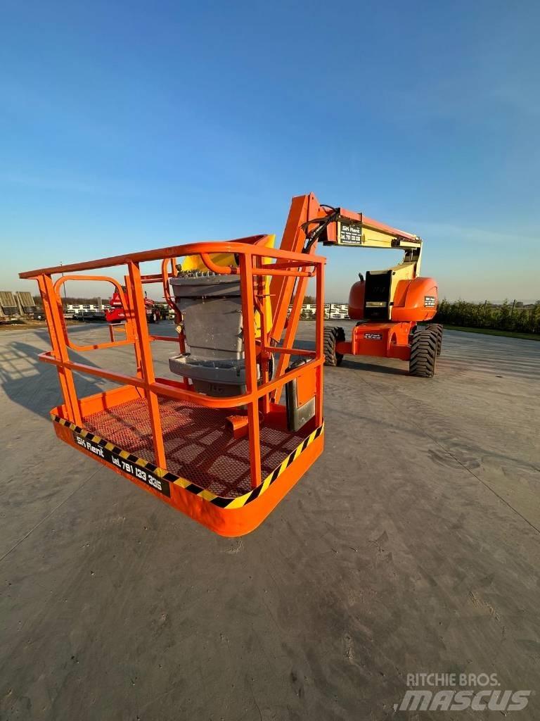 JLG 800 AJ Коленчатые подъемники