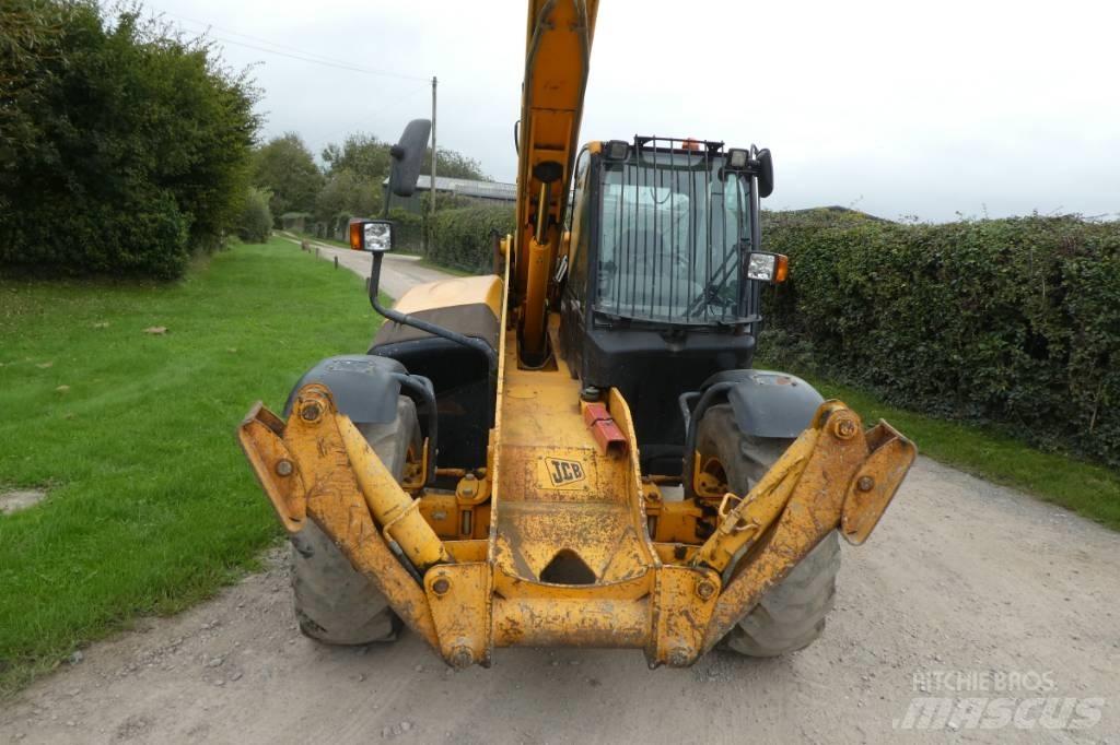 JCB 533-105 Телескопические погрузчики