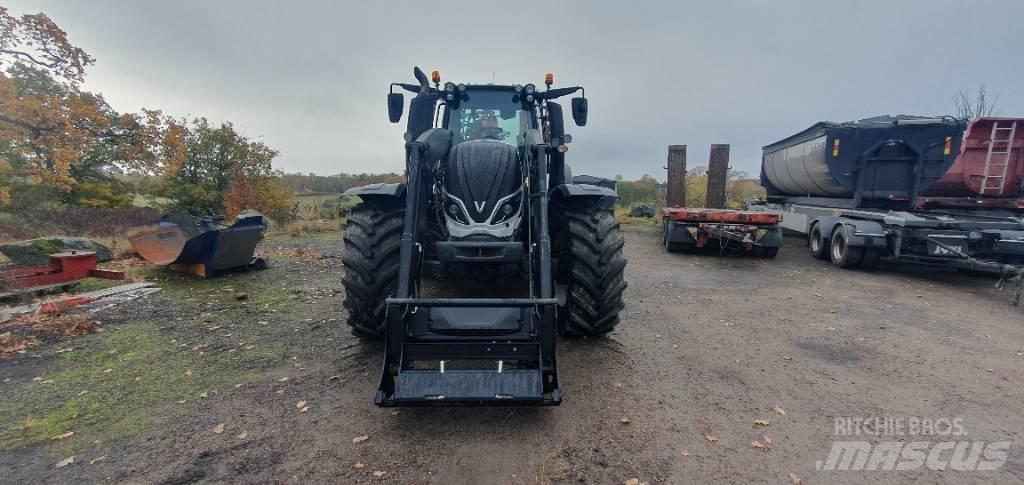 Valtra T 234 Versu Трактора