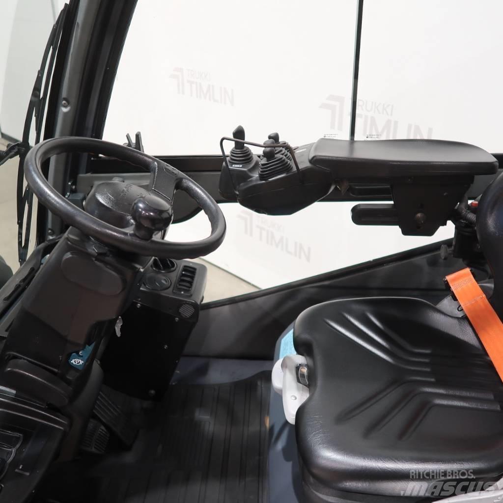Toyota 02-8FGF25 Газовые погрузчики