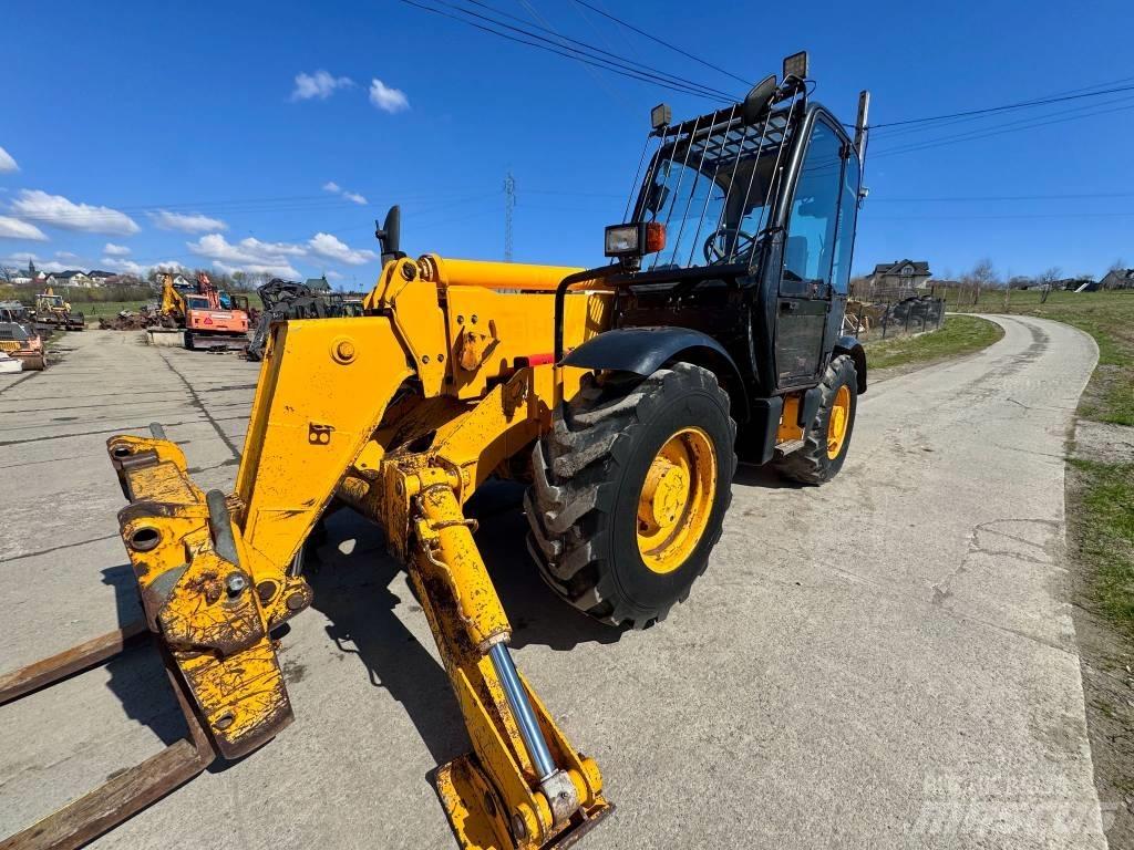 JCB 532-120 Телескопические погрузчики