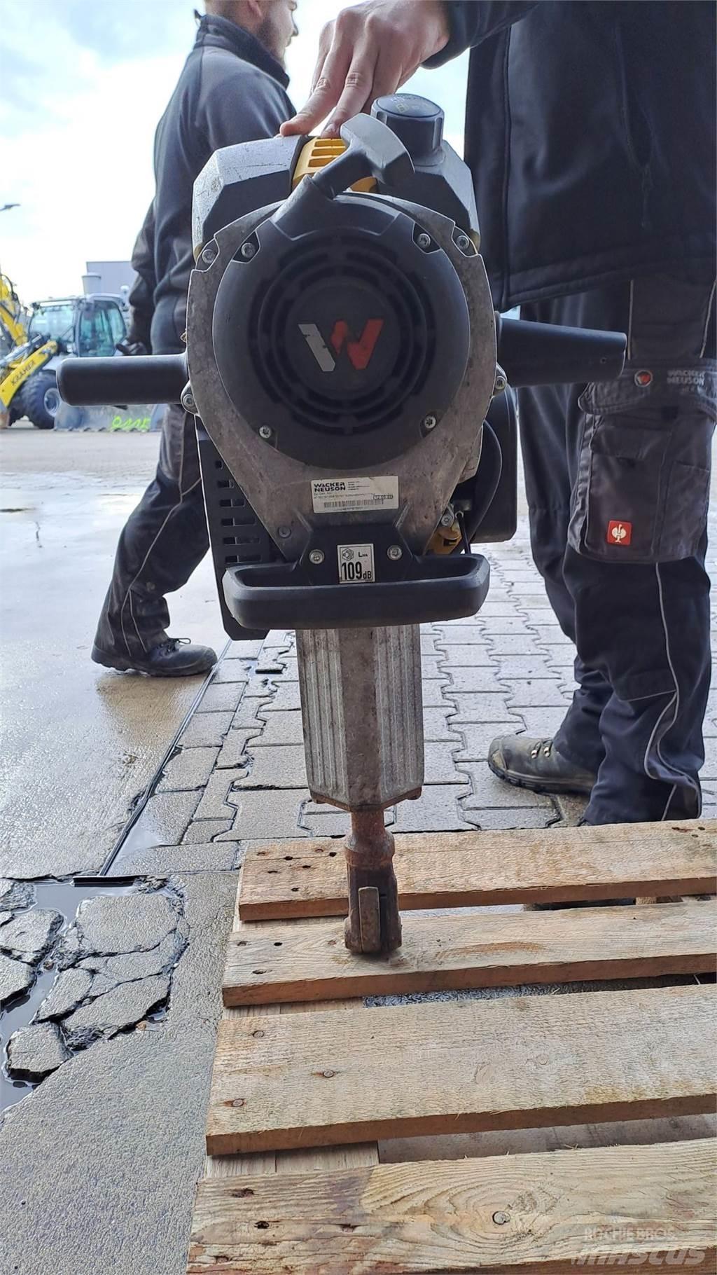 Wacker Neuson BH55 Трамбовщики