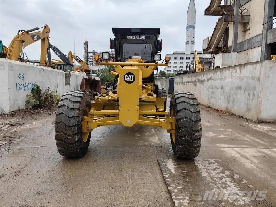 CAT 140K Грейдеры